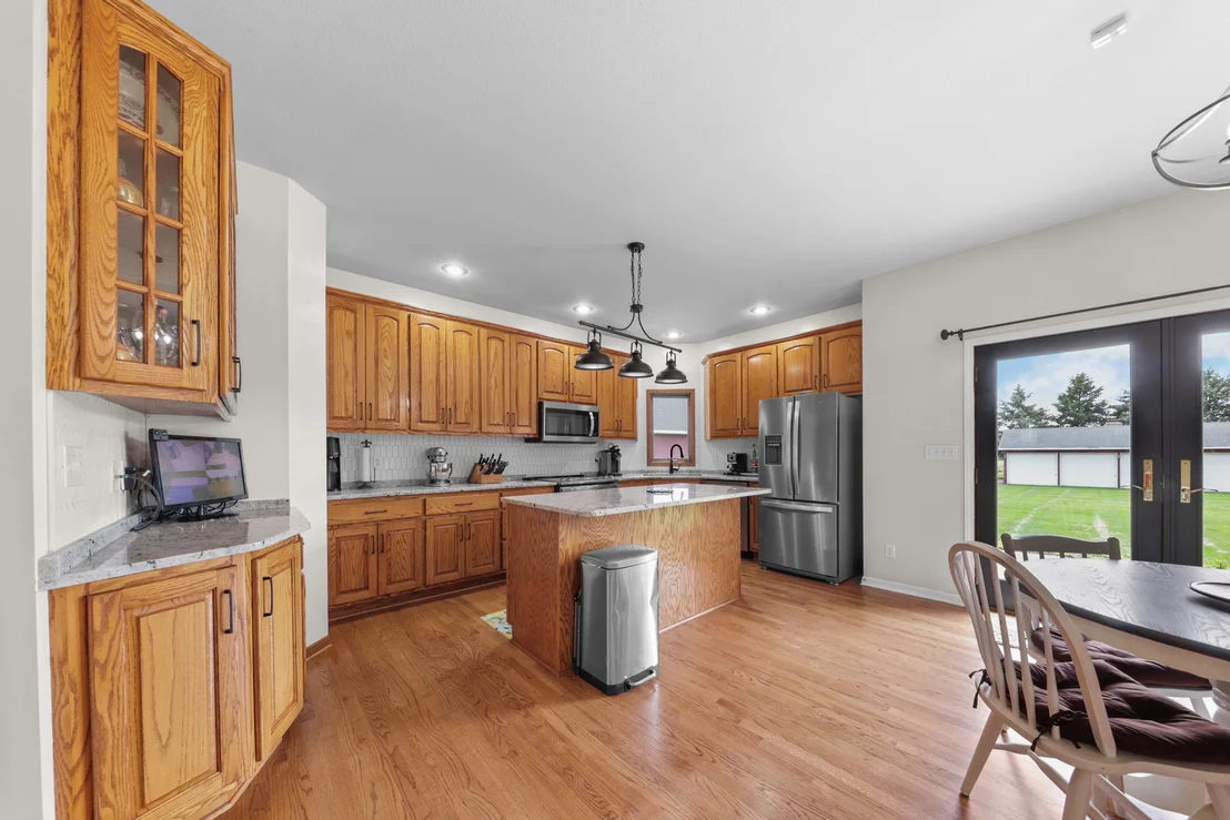 Photo of 5535 Airport Road