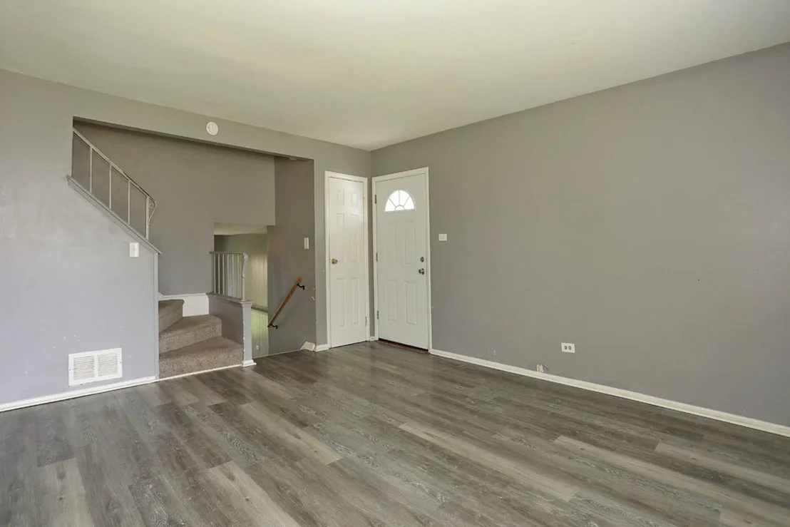 Photo of 240 Grissom Lane