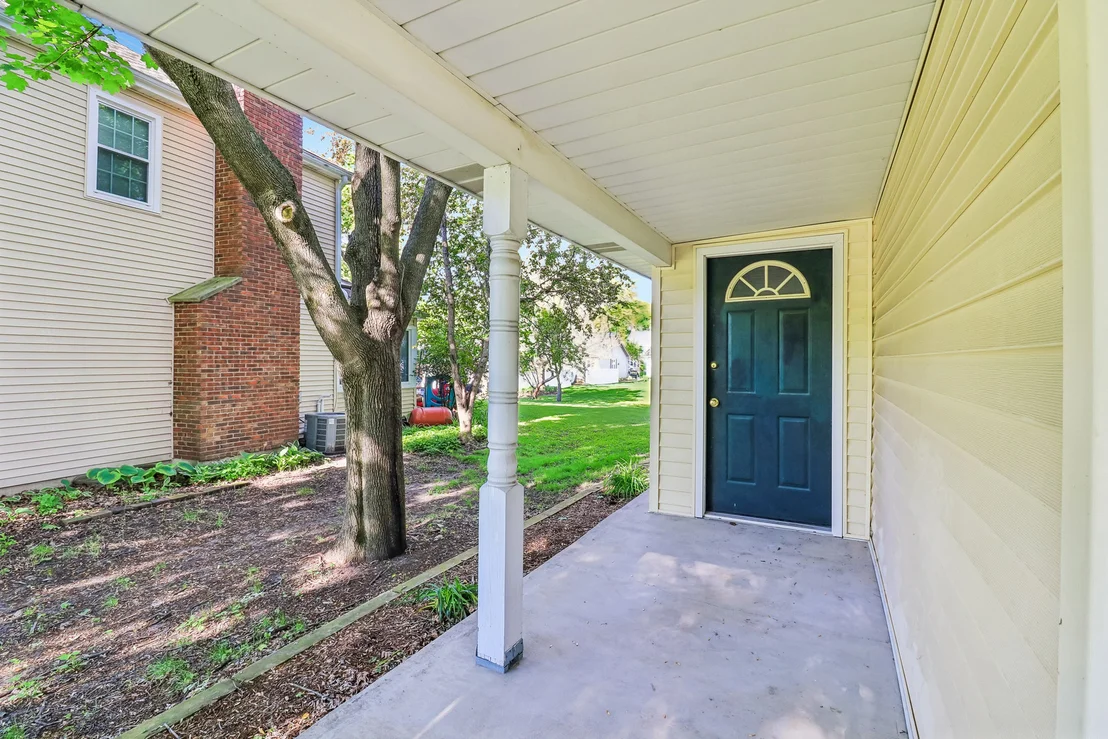 Photo of 733 Buttonwood Circle