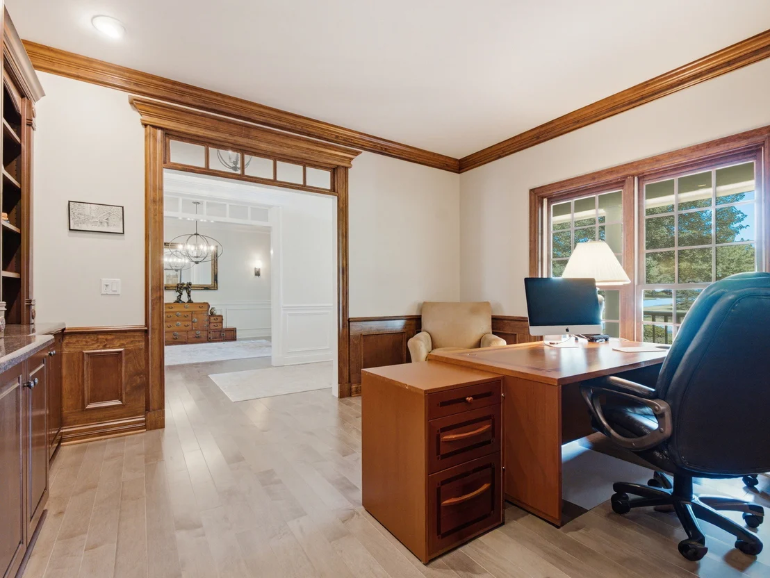 Photo of 750 Fox Run Drive