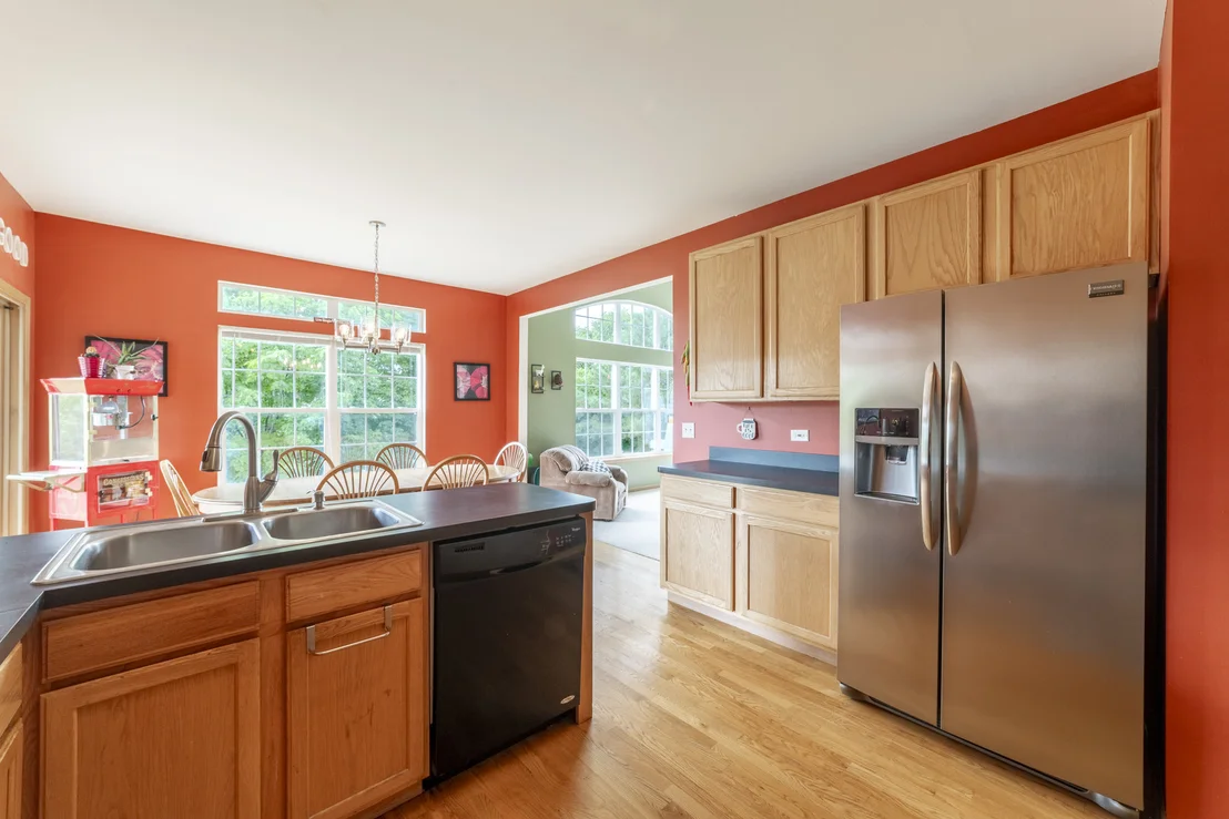 Photo of 16453 LAKESIDE Drive