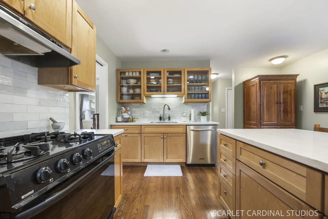 Photo of 4N057 Thornapple Road