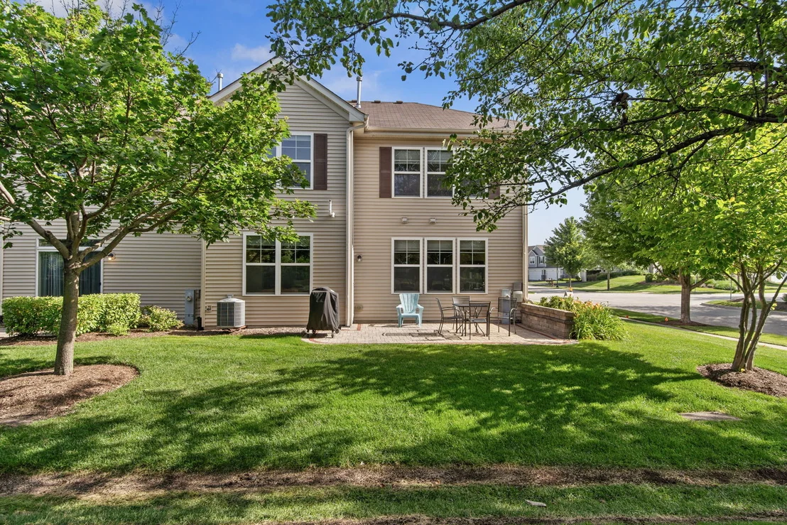 Photo of 1282 Newport Circle