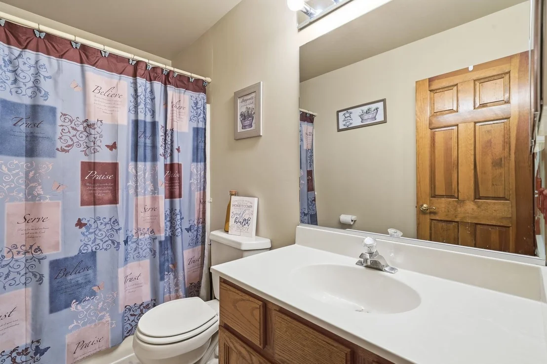 Photo of 567 Warbler Drive