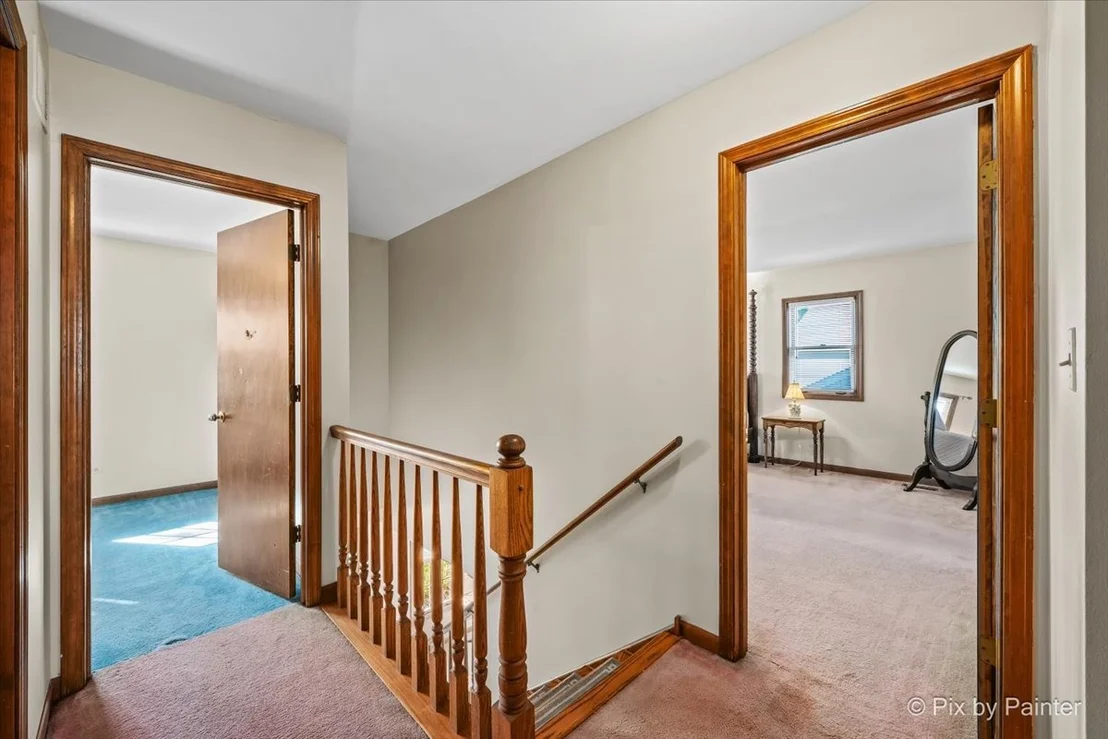 Photo of 765 Crest Drive