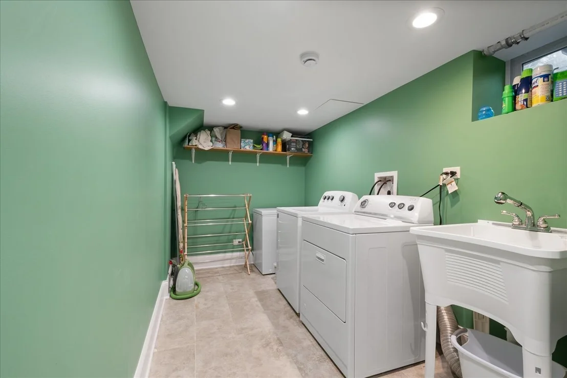 Photo of 3902 Greenleaf Street