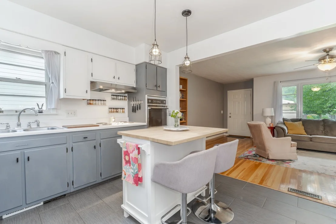 Photo of 1013 N Walnut Street