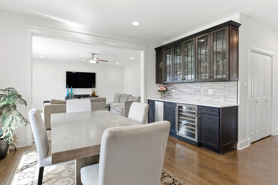 Photo of 1385 Overton Drive