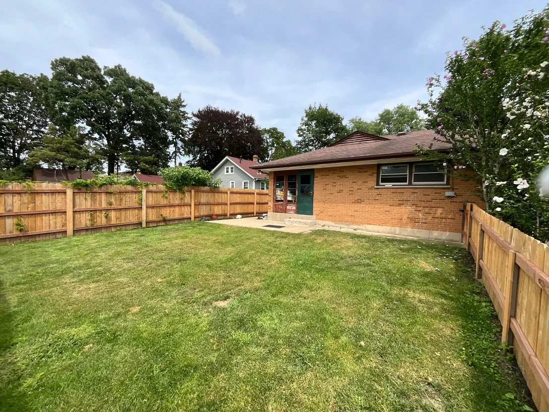 Photo of 852 Carr Street