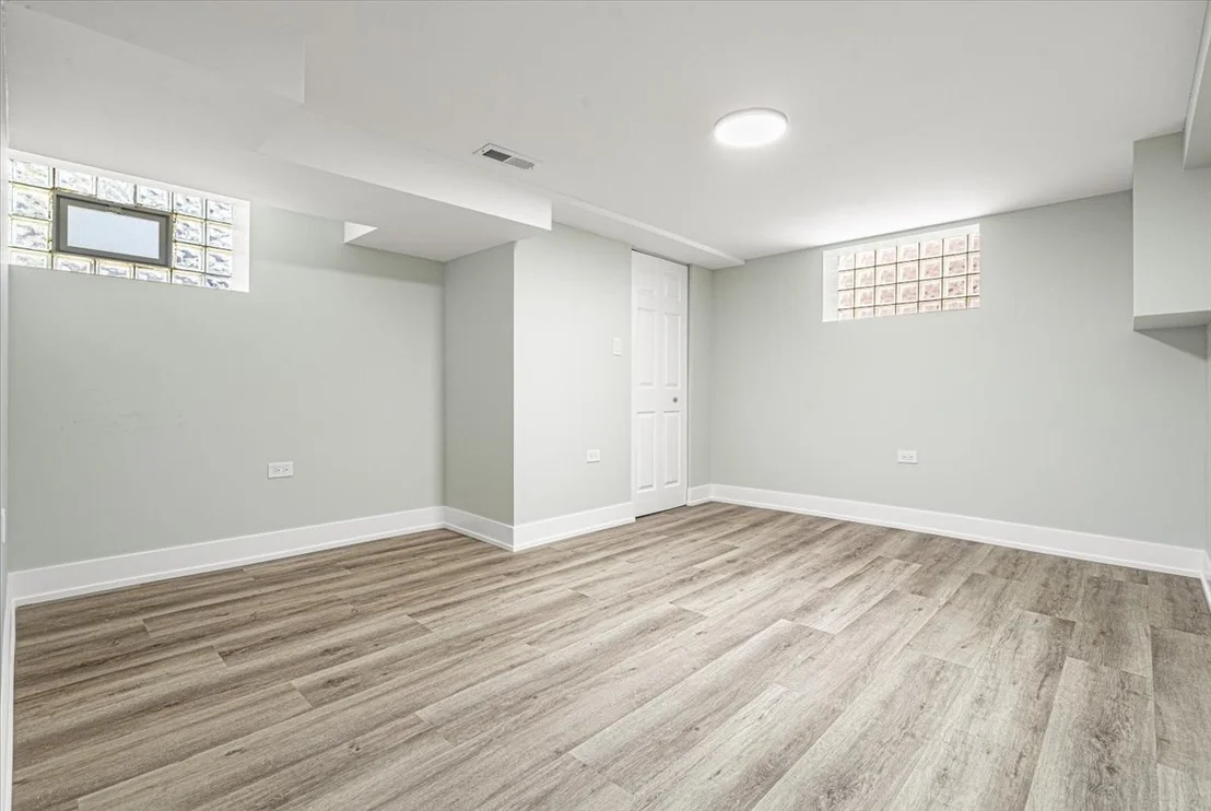 Photo of 438 W 126th Place