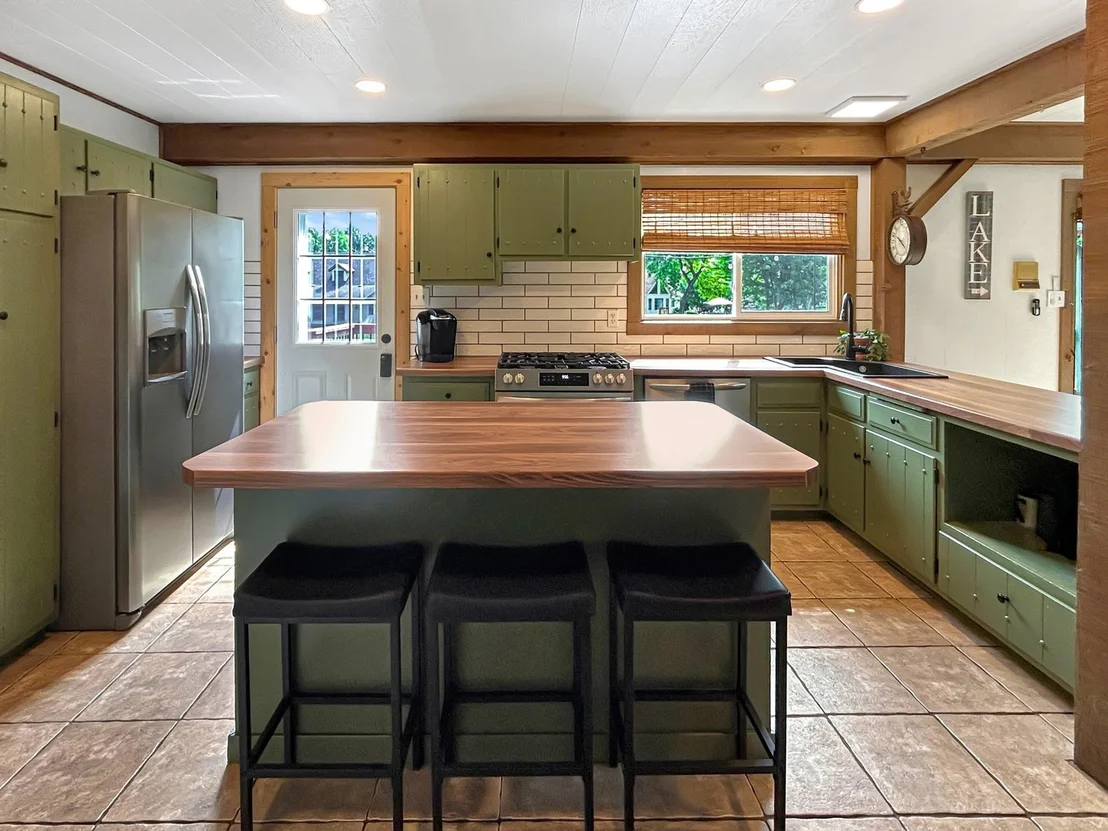 Photo of 3650 Walleye Road