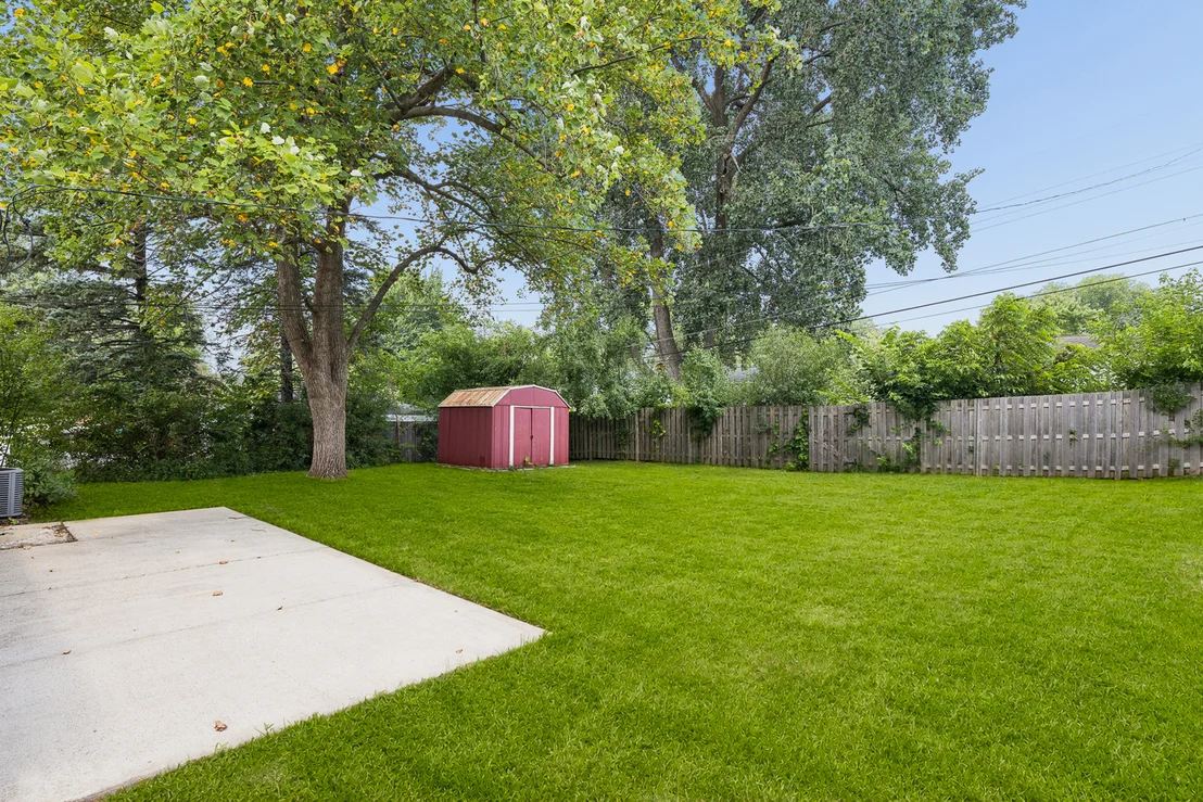 Photo of 300 Macgregor Road