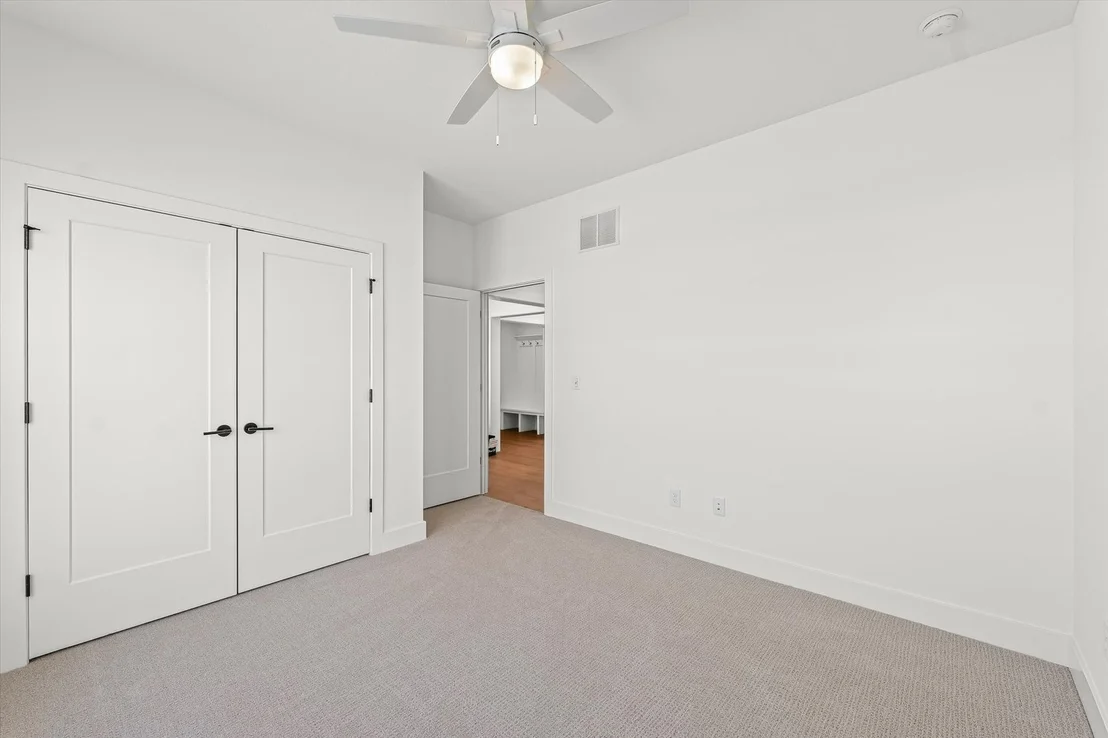 Photo of 3904 Bay Circle
