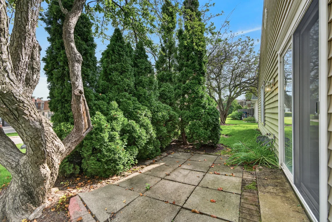 Photo of Unit 0 at 440 Lear Court