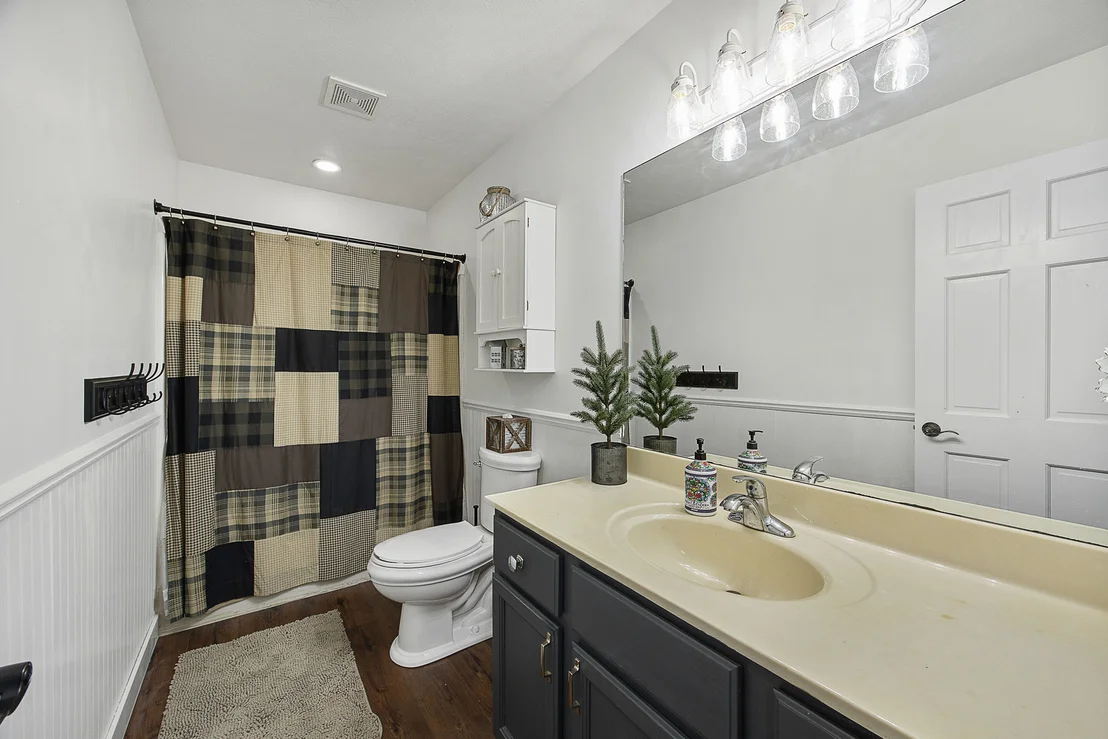 Photo of 1297 N Forrest Drive
