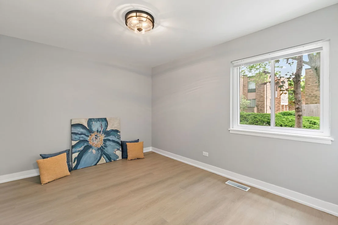 Photo of 2013 Post Oak Place