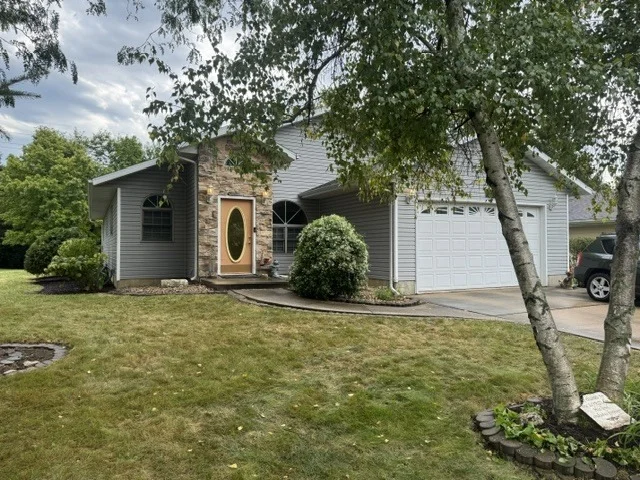 Photo of 17 Heather Drive