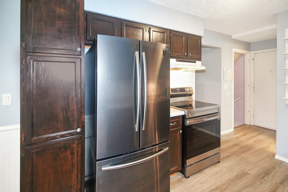 Photo of Unit B at 1530 Hunt Drive