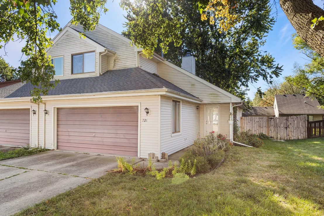 Photo of 726 Higgins Road