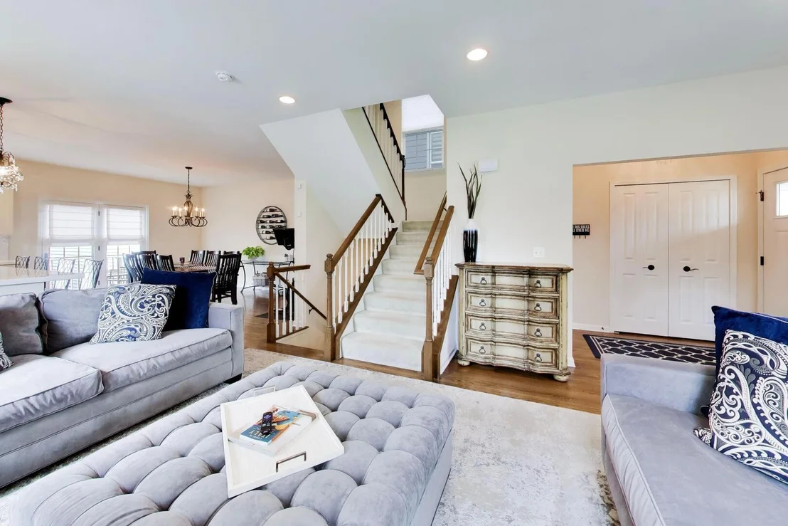 Photo of 1331 Avery Avenue