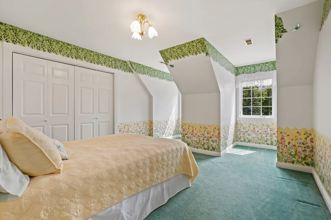Photo of 3048 Brampton Lane