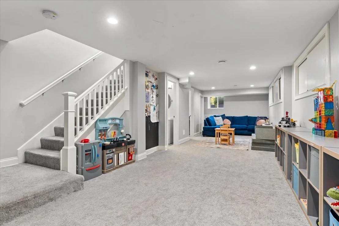 Photo of 980 Green Bay Road