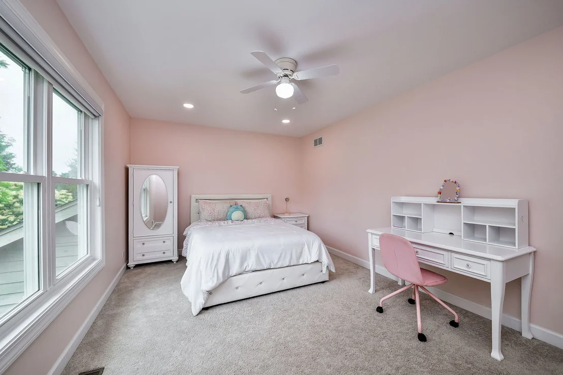 Photo of 352 MILLCREEK Lane