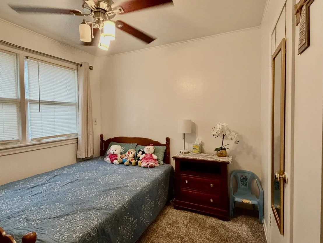 Photo of 2500 Golfview Street