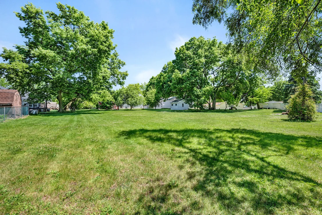 Photo of 24608 W Eames Street
