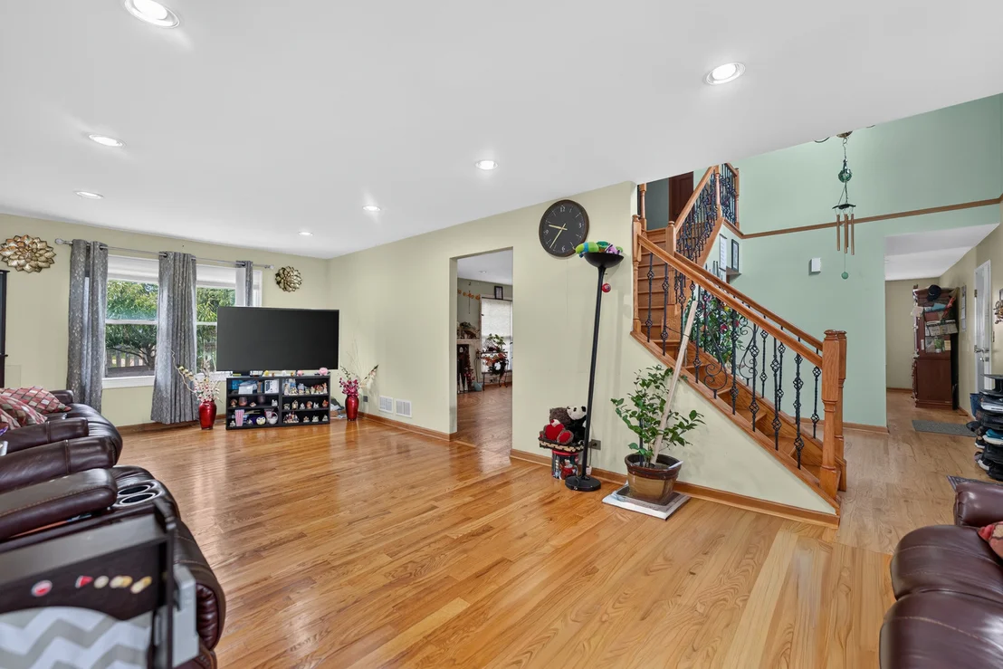 Photo of 1162 HYANNIS Circle