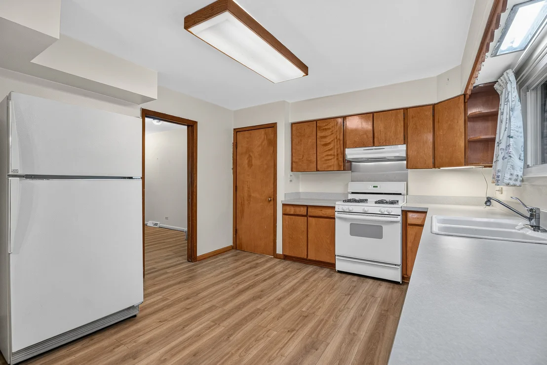 Photo of 3341 Prairie Avenue