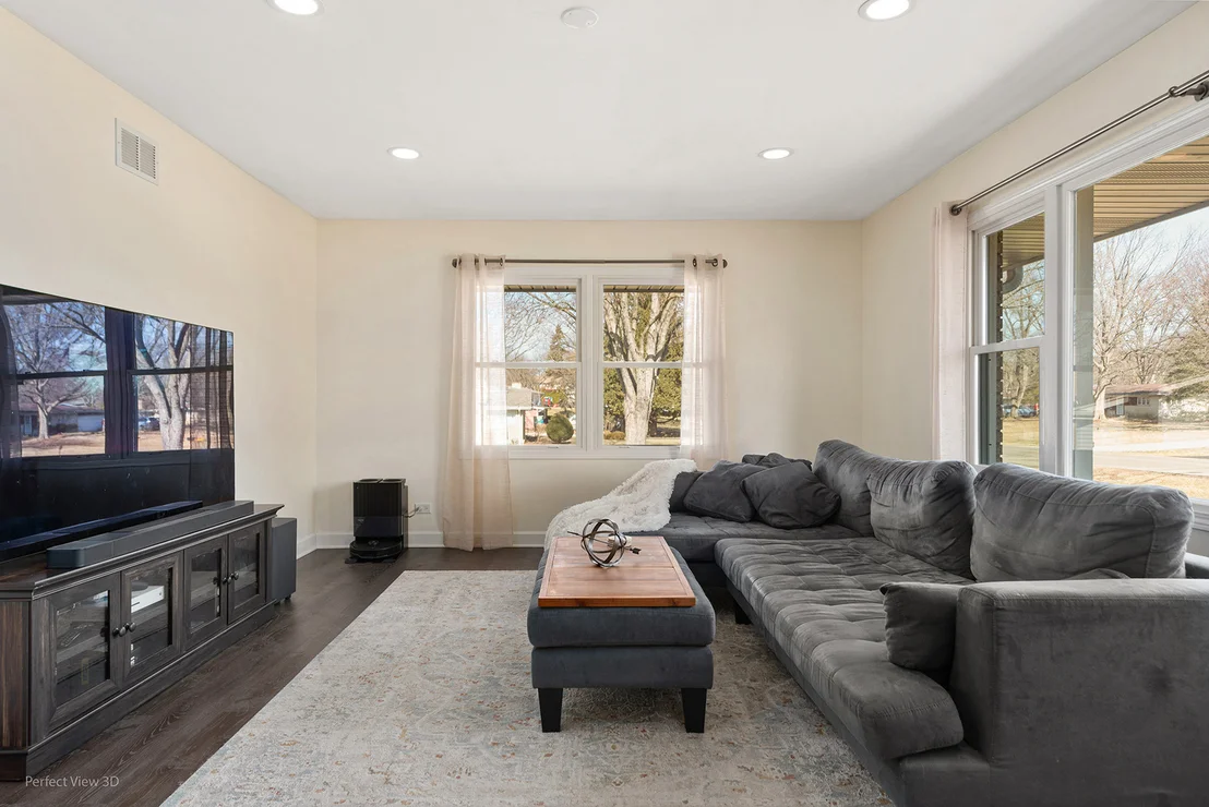 Photo of 11N958 Almora Terrace