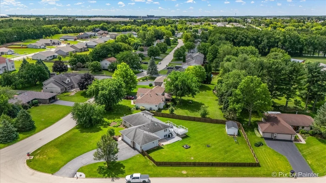 Photo of 7585 Derby Close