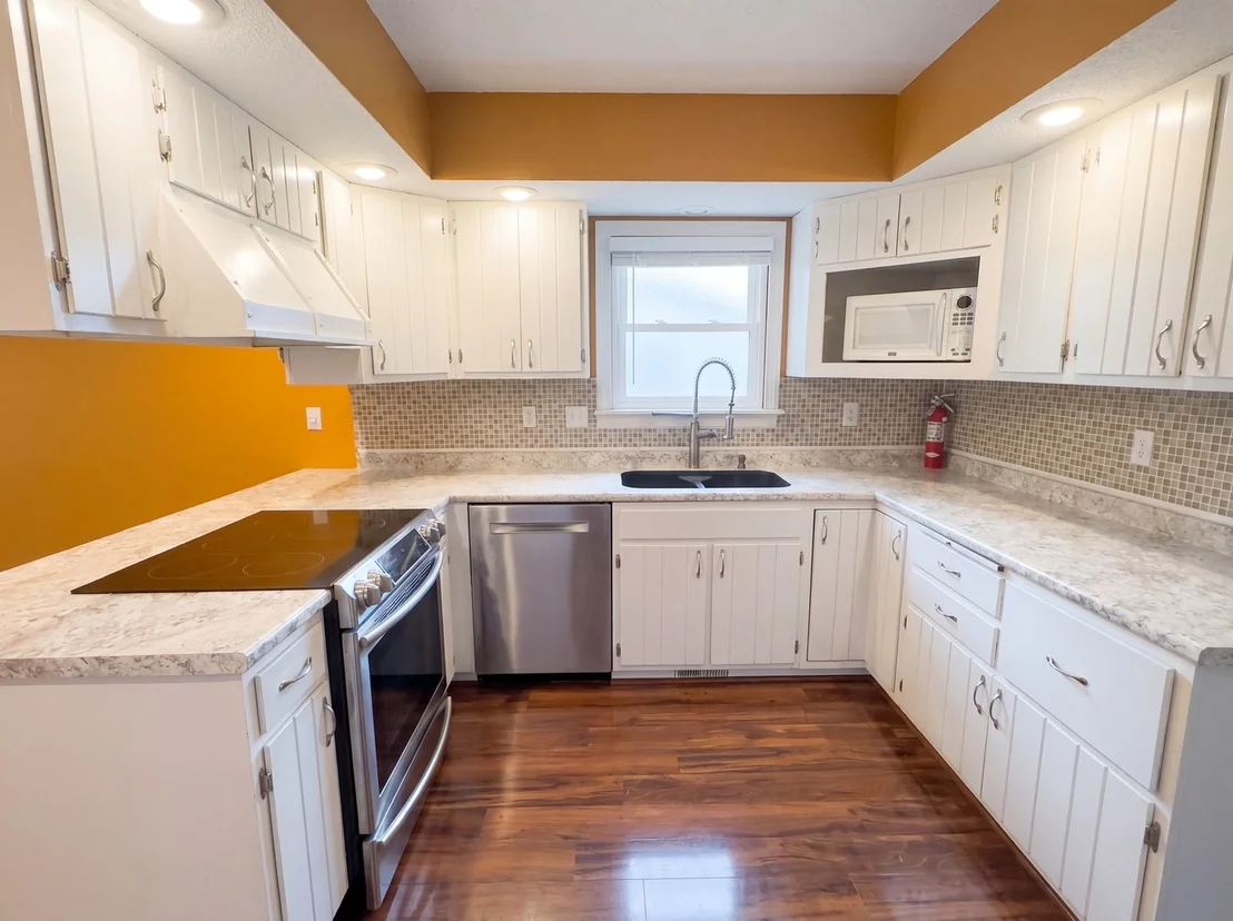 Photo of 1901 Summit Drive SE