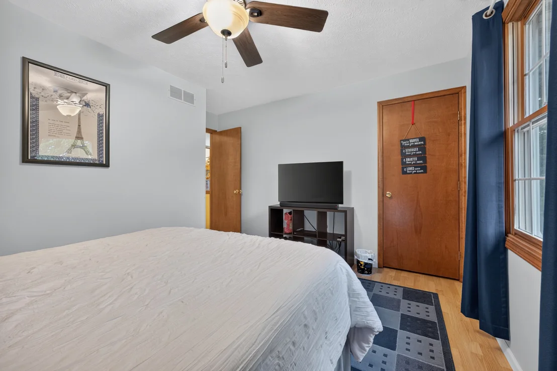 Photo of 1208 Royal Pointe Drive