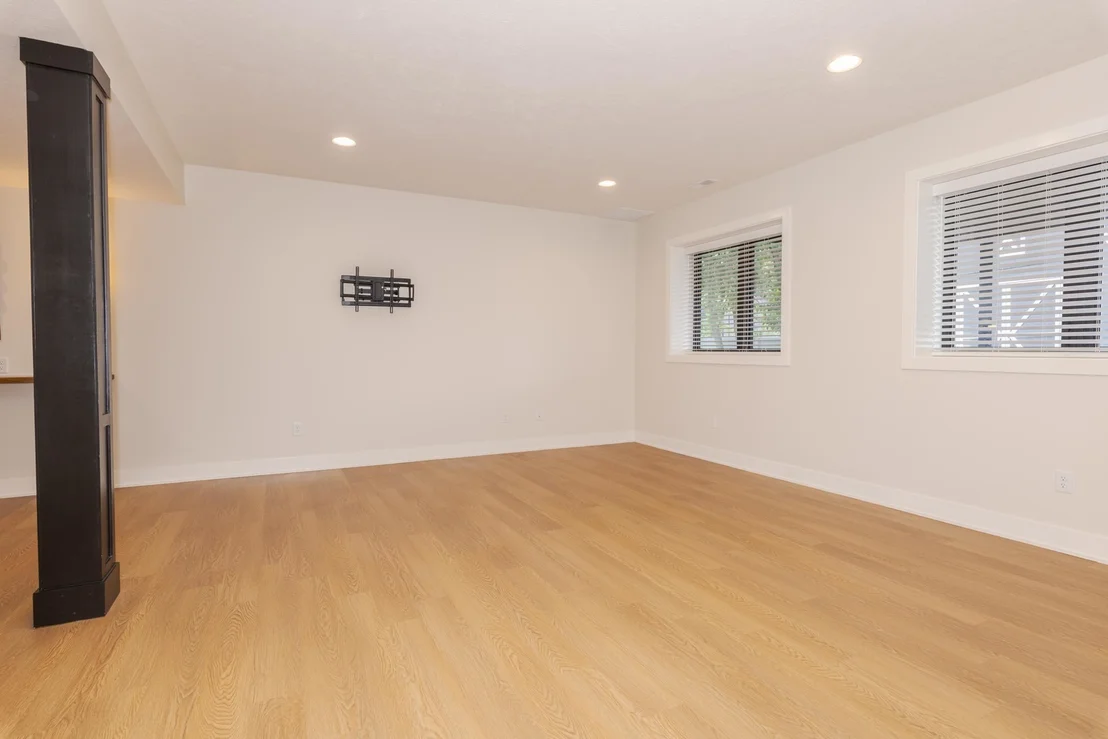 Photo of 102 Raef Road