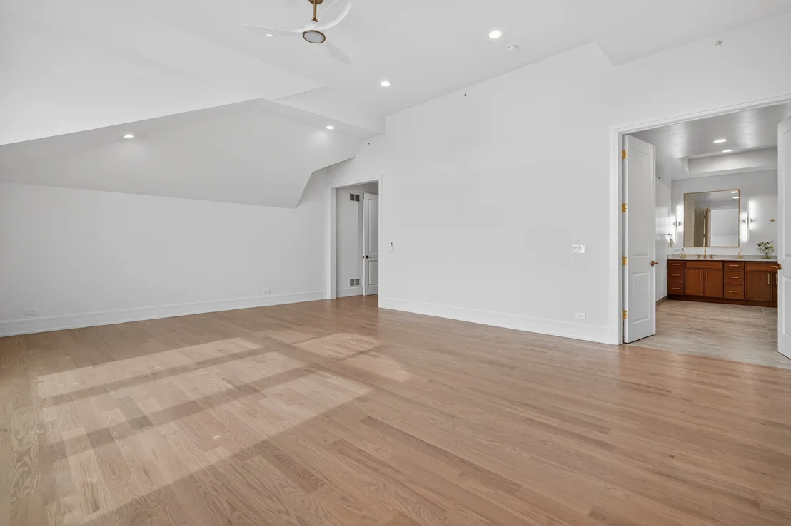 Photo of 9609 Reding Circle