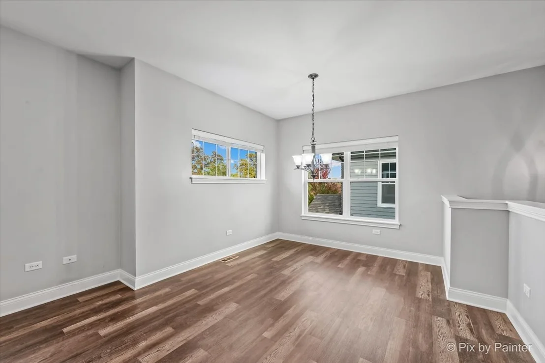 Photo of 735 Harper Avenue