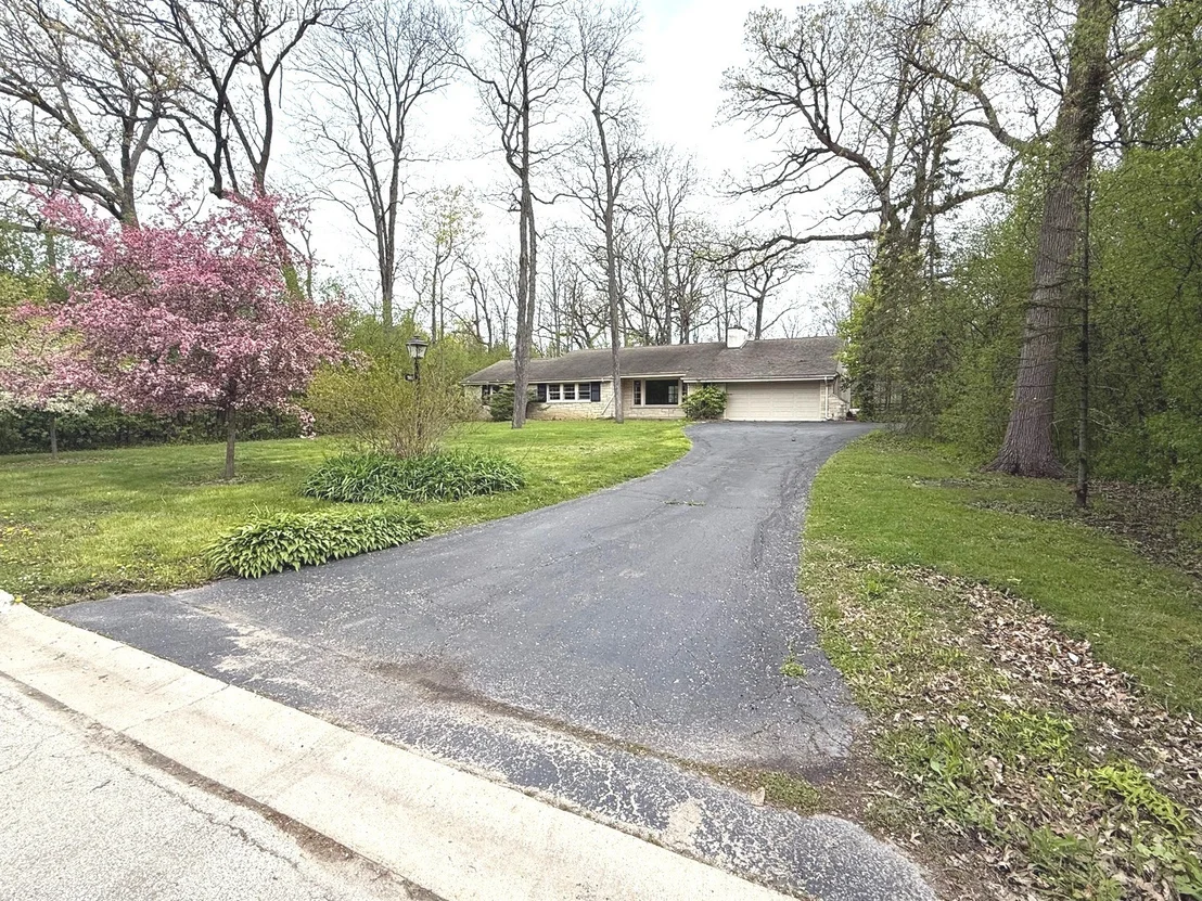 Photo of 980 Mellody Road