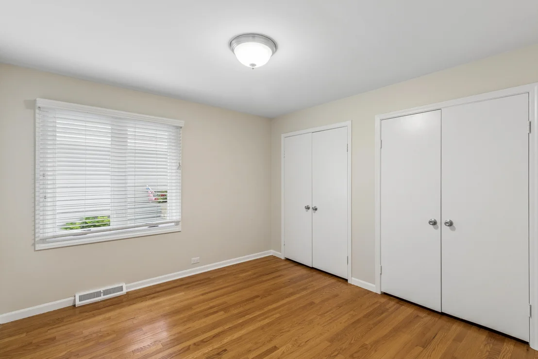 Photo of 356 WINDSOR Lane