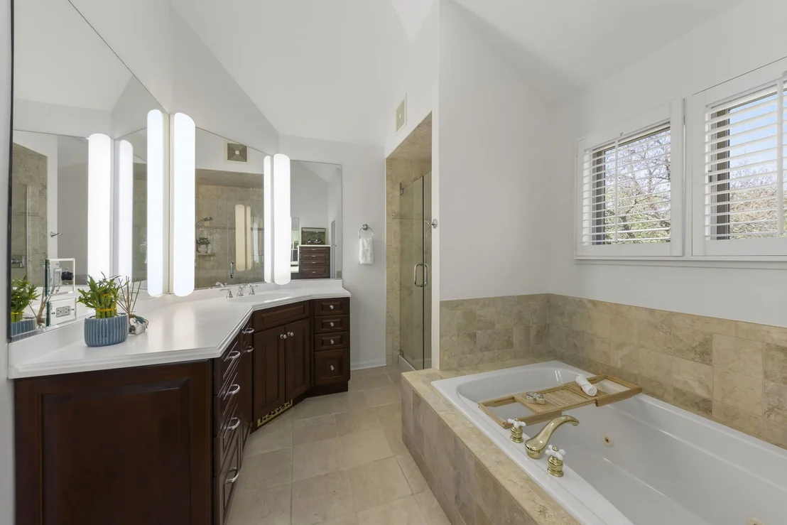 Photo of 1262 Midwest Lane