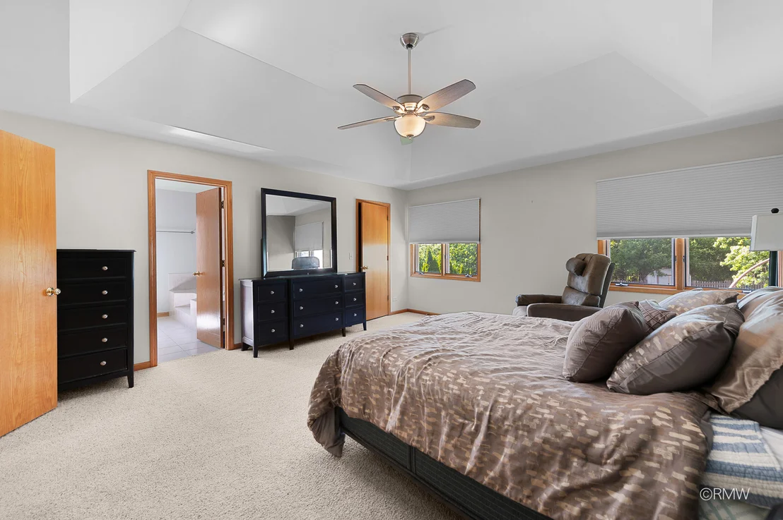 Photo of 1216 W Grove Street