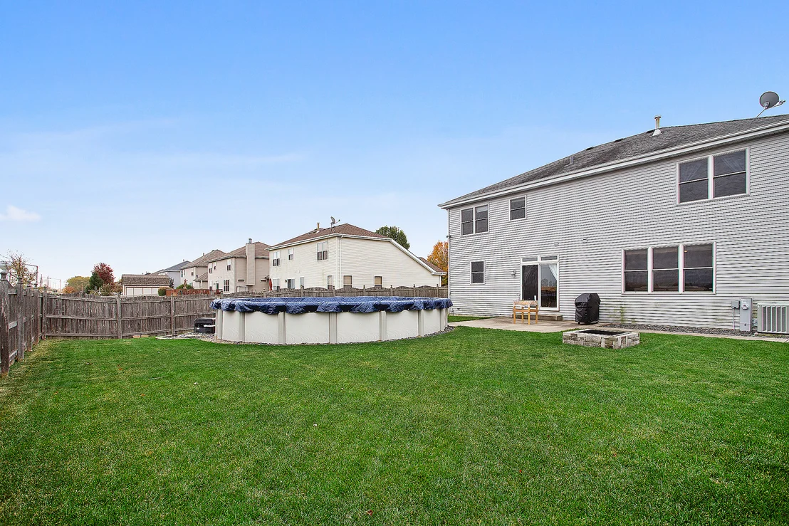 Photo of 15500 Ridgefield Drive