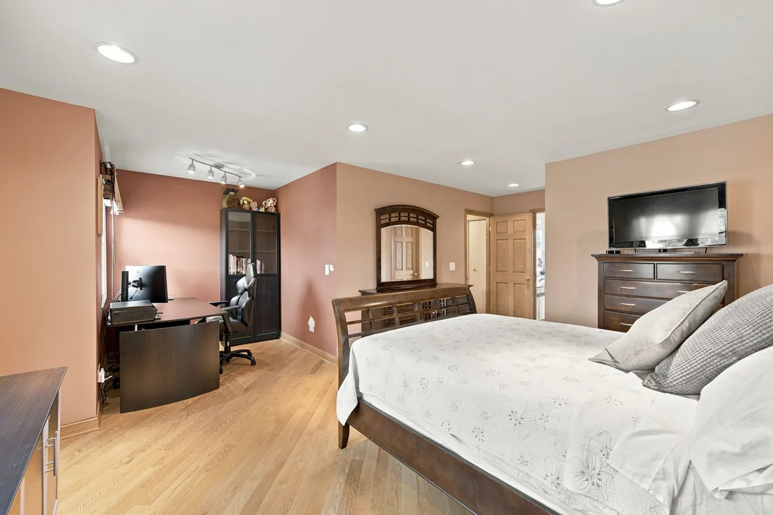 Photo of 232 Pepperidge Circle