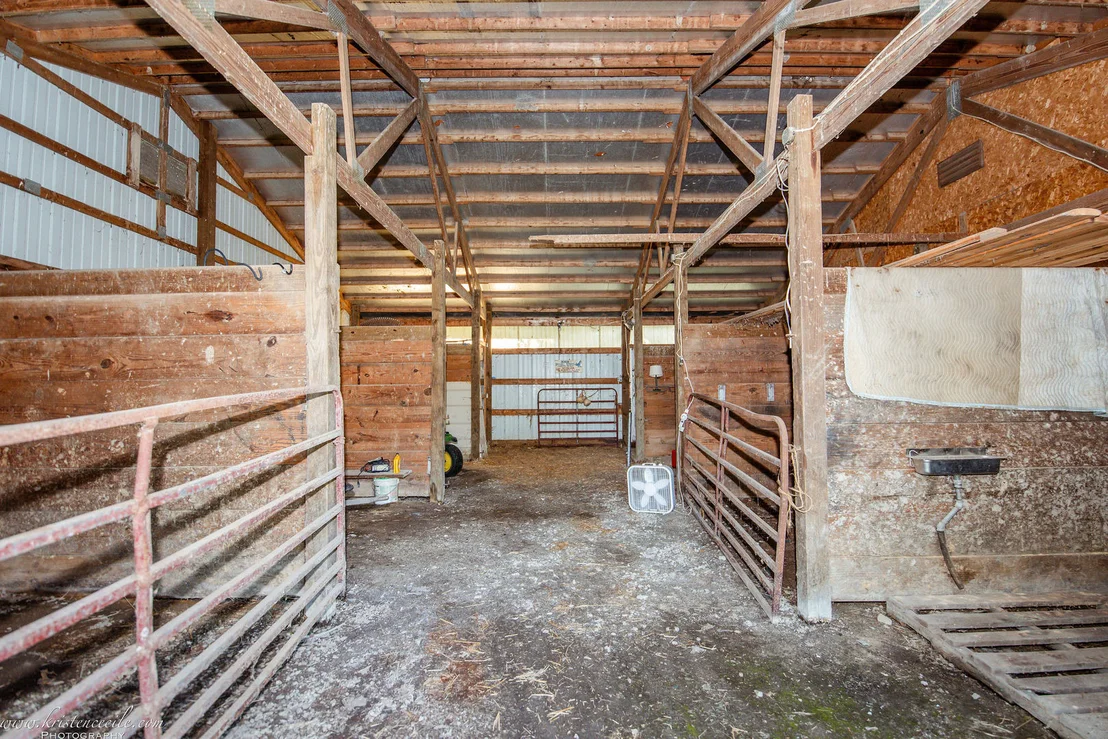 Photo of 804 N 2199TH Road