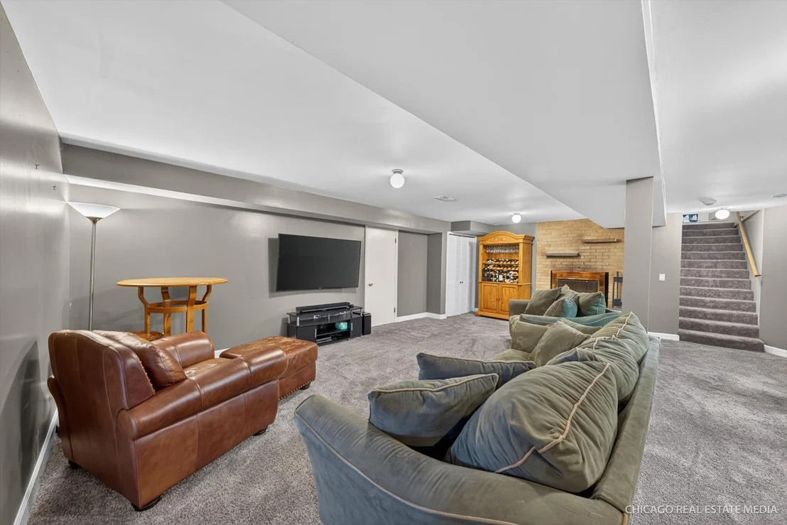 Photo of 465 N Shady Oaks Drive