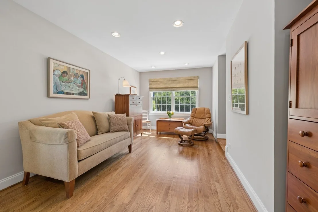 Photo of 346 Lagoon Drive