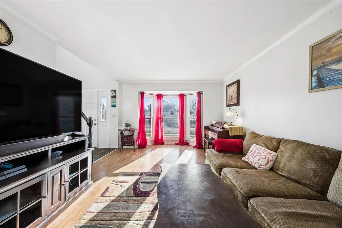 Photo of 461 Breckenridge Drive