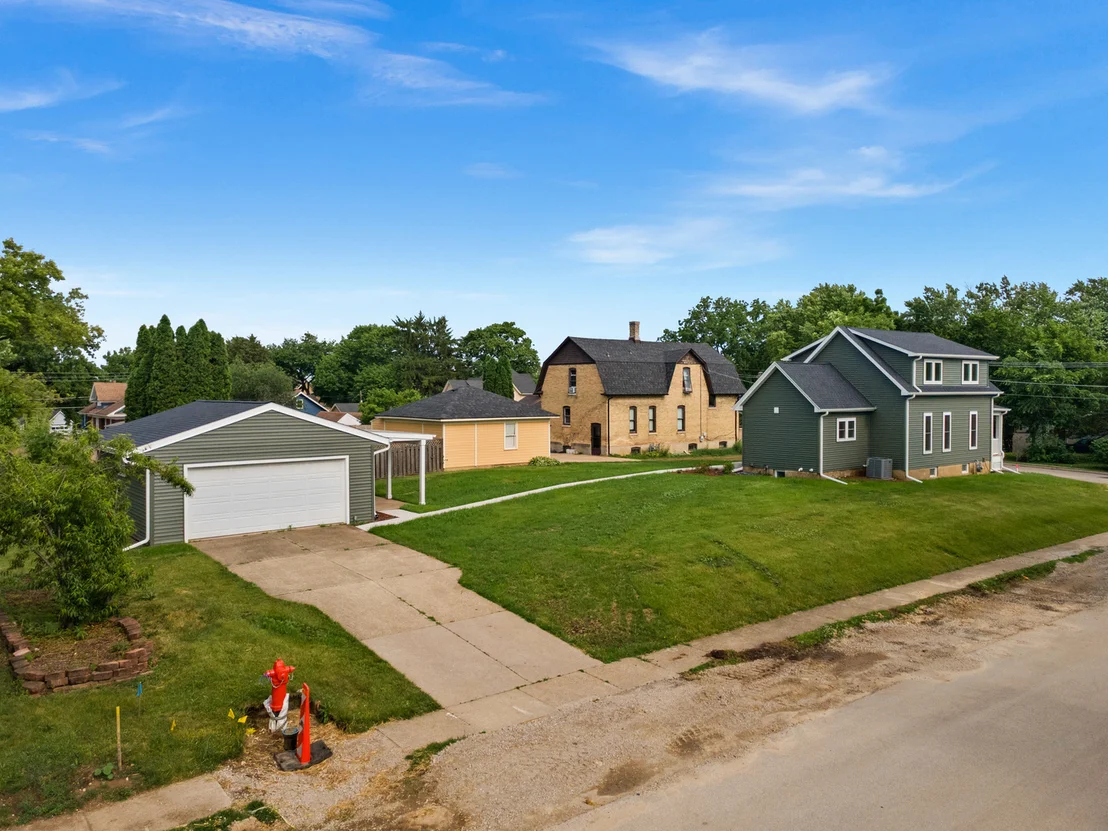 Photo of 790 Wing Street