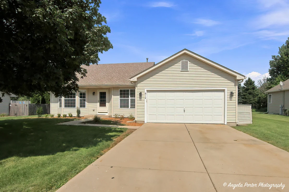 Photo of 610 Cartwright Trail